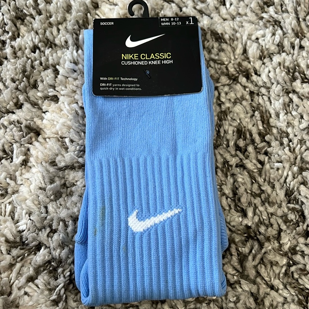 NWT, Nike Soccer Socks, Men Size 8-12 or Women Size 10-13